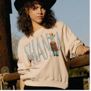 Daydreamer Shania Twain Boots Been Under Oversized Crew L